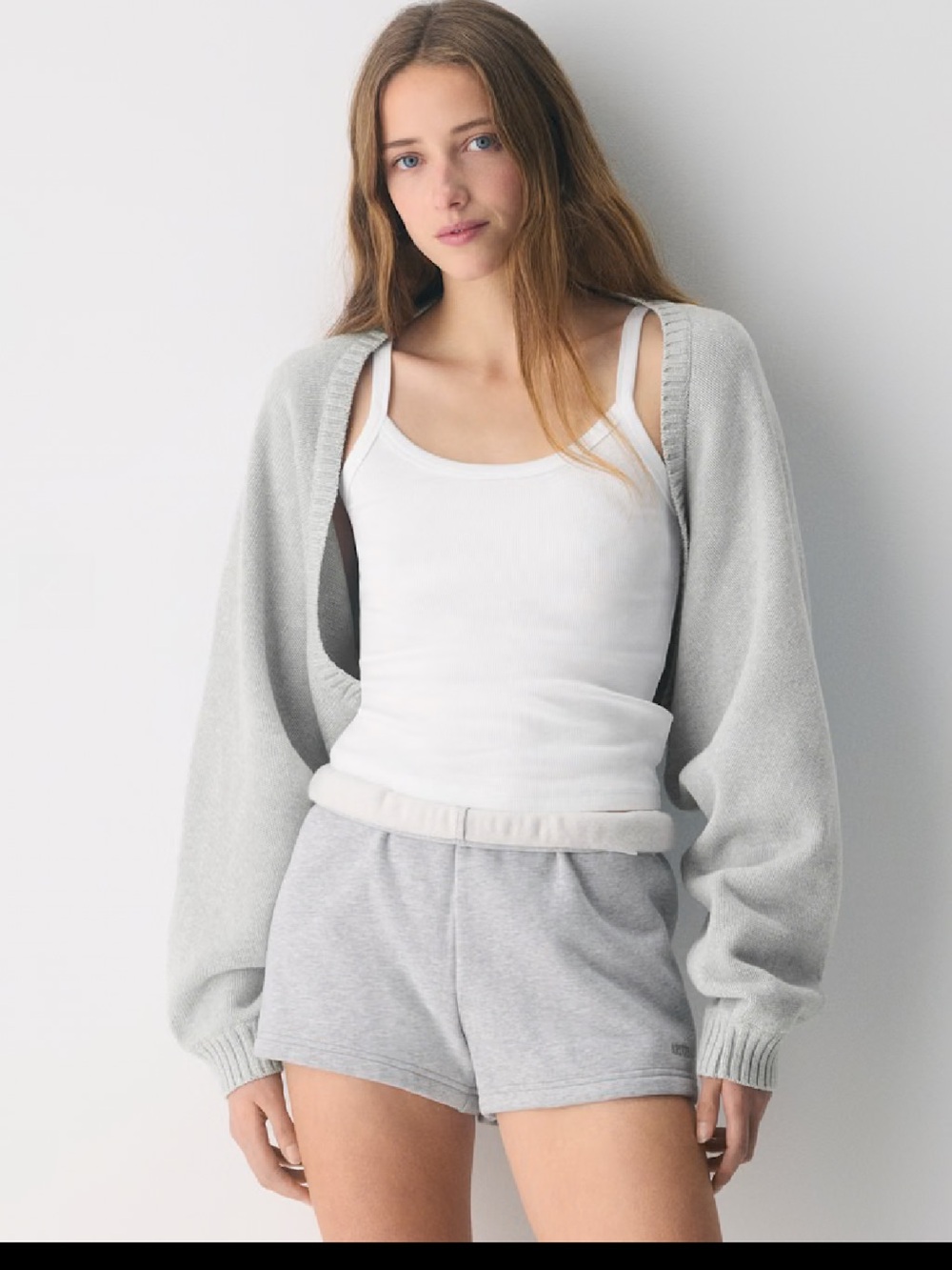 Aritzia XXS Light Gray Knit Gramercy Shrug